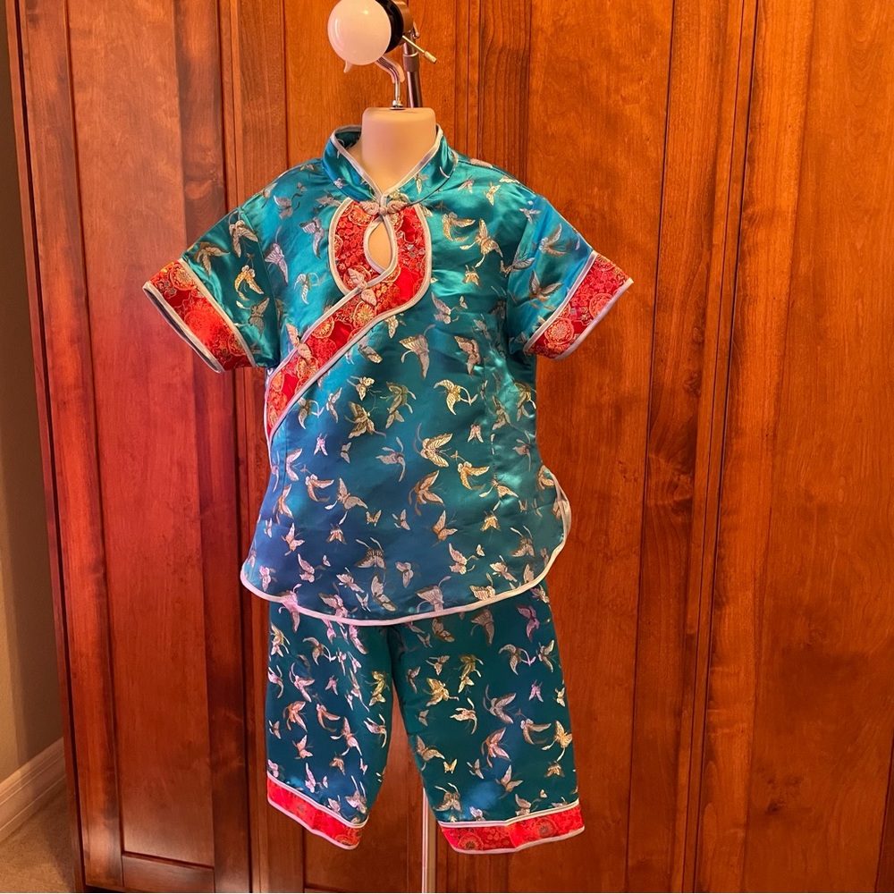 Traditional Chinese pant and top set. Blue and Gold. Fits a 10-11 year old.